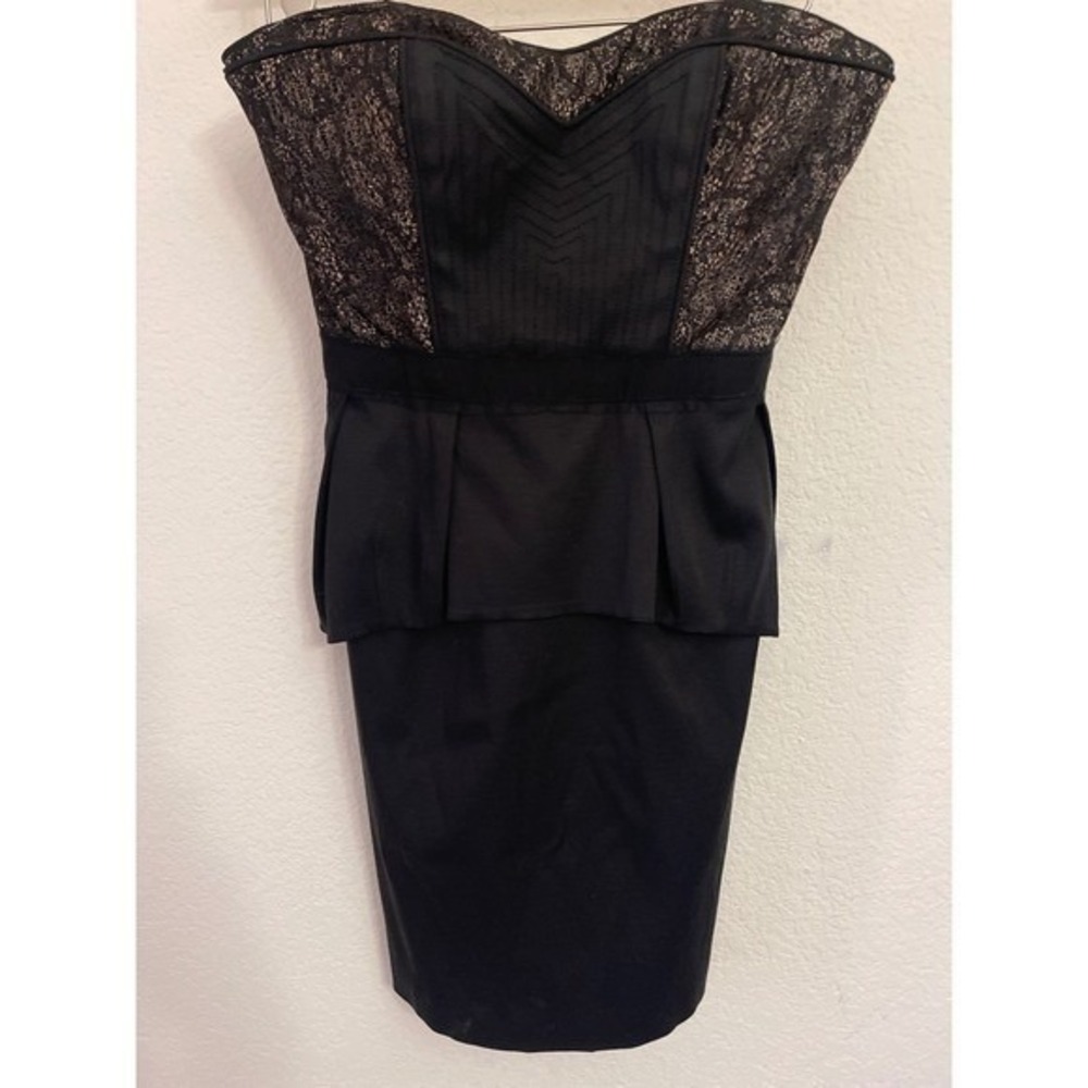 BCBGMAXAZRIA Moselle Black Strapless Lace Peplum Dress Size 0 Side‎ Boning Mini